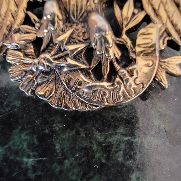 SARAH COVENTRY Goldtone Eagle Brooch. - Picture 2 of 5